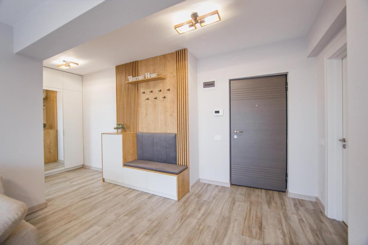 Appartement Creamy Wood Haven à Oradea Extérieur photo